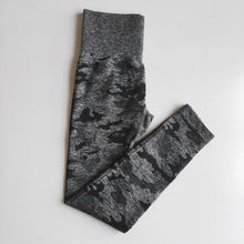 Load image into Gallery viewer, 3PCS Camo Seamless Yoga Set